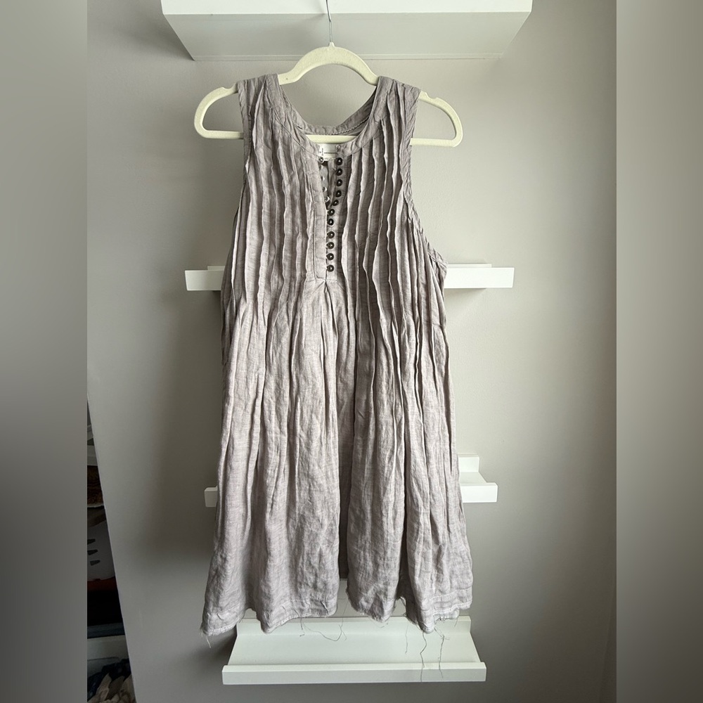 Sleeveless Taupe Mini Dress with Pintuck Detail - Picture 4 of 12